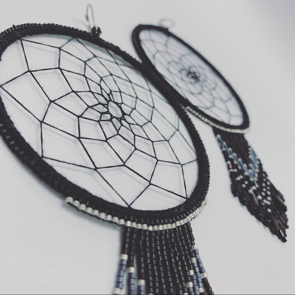 Alamani Designs Jewelry - Handmade beaded black dreamcatcher earrings